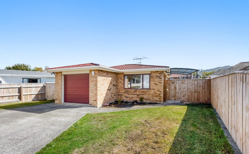 19 Phar Lap Grove, Trentham, Upper Hutt - Carousel 1