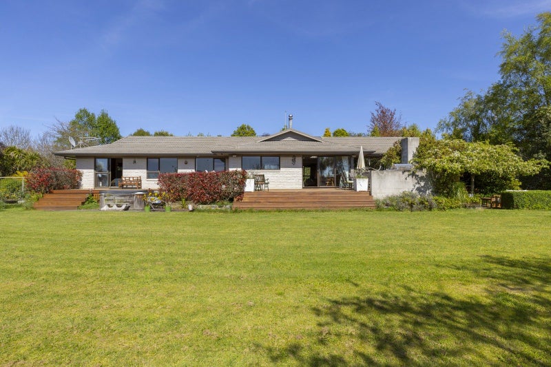 14 Glen Mohr, Acacia Bay, Taupo, Waikato - Carousel 2