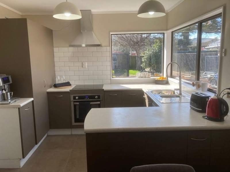 1A Cooper Street, Taita, Lower Hutt - Carousel 2