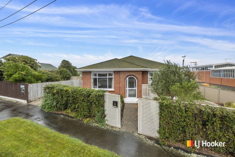 38 Ravelston Street, Saint Kilda, Dunedin - Carousel 1