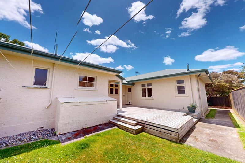 35 Guy Avenue, Takaro, Palmerston North - Carousel 13