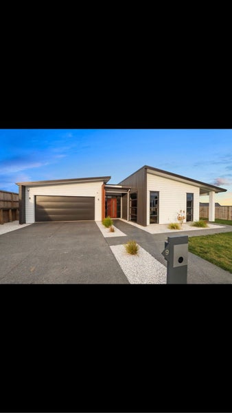 9 Waireka Road, Rototuna North, Hamilton - Carousel 1