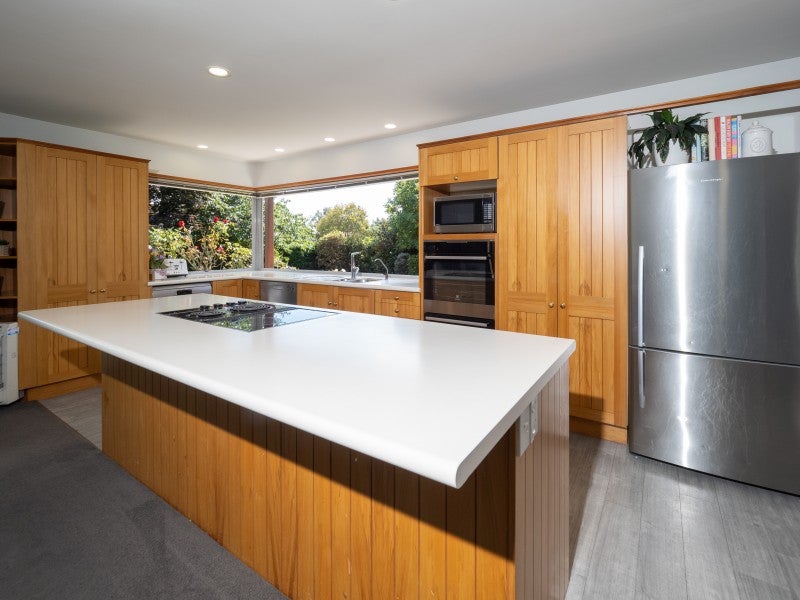 14 Kelvin Crescent, Allenton, Ashburton - Carousel 2