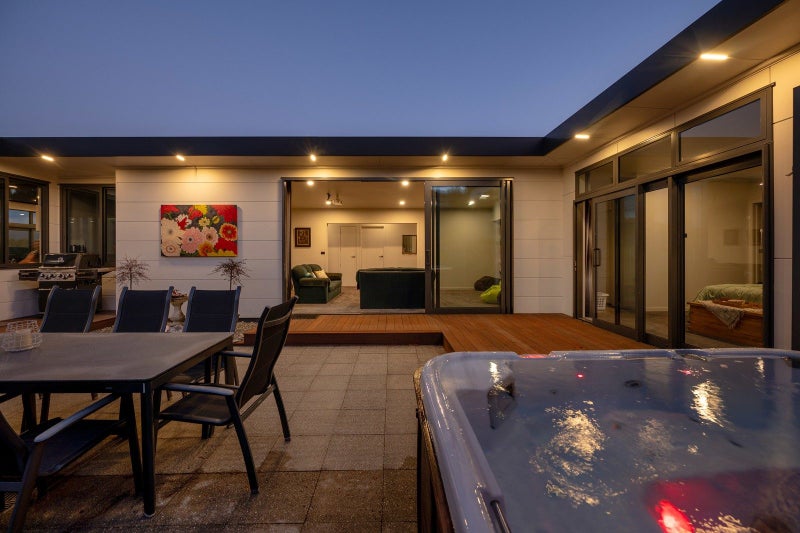 1 Florey Heights, Springfield, Rotorua - Carousel 34