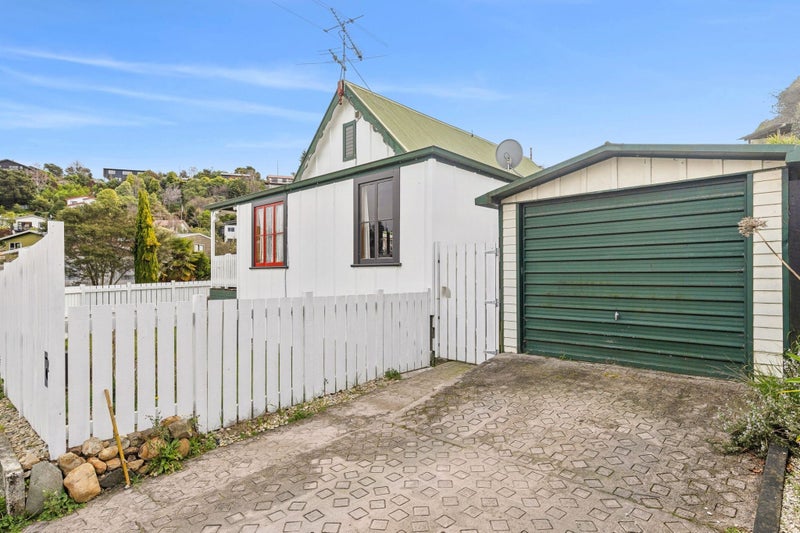 2 Chamboard Place, Washington Valley, Nelson - Carousel 12