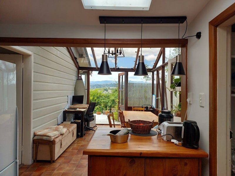 2 Naughton Terrace, Kilbirnie, Wellington - Carousel 2