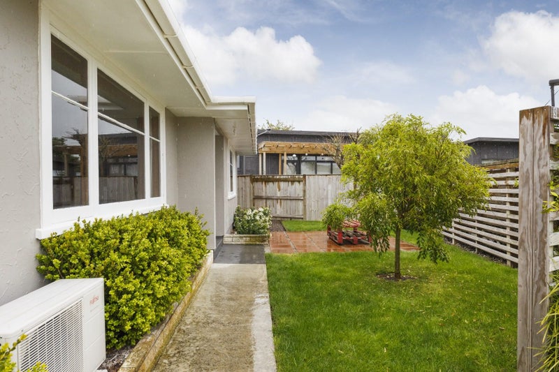 9 Denbigh Place, Awapuni, Palmerston North - Carousel 12