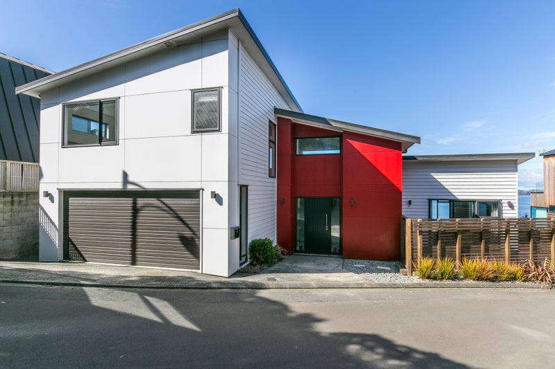 14 Satchell Way, Kaiwharawhara, Wellington - Carousel 20