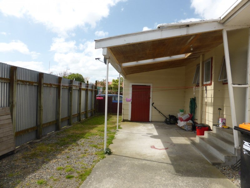 6A Meadowbrook Drive, Cloverlea, Palmerston North - Carousel 2