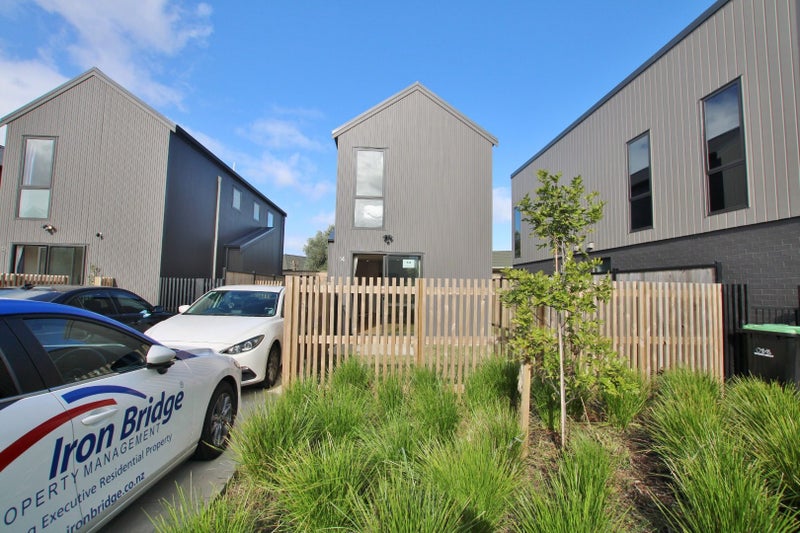14 Otaimako Place, Mangere, Auckland - Carousel 1