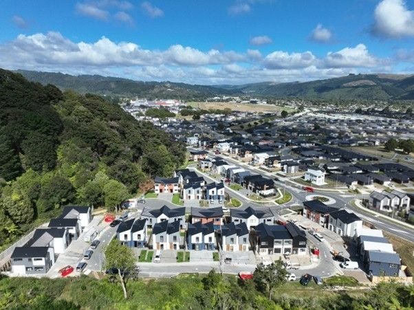 14 Joseph Bolton Crescent, Trentham, Upper Hutt - Carousel 2