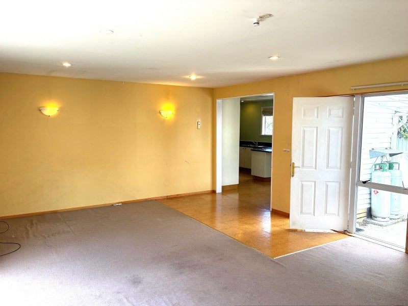66 Fairfield Avenue, Addington, Christchurch - Carousel 2
