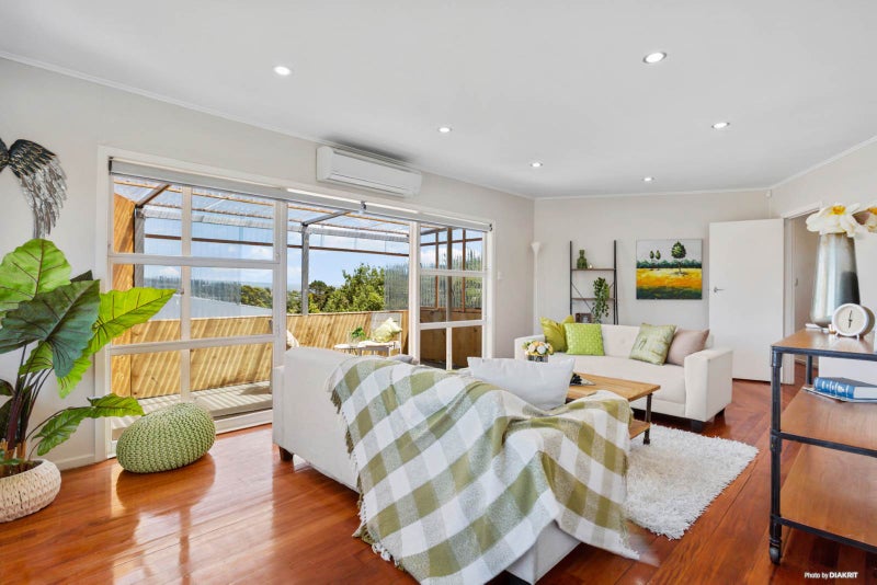 572 Glenfield Road, Bayview, Auckland - Carousel 1