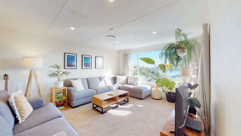 7 Tukanae Street, Strathmore Park, Wellington - Carousel 2