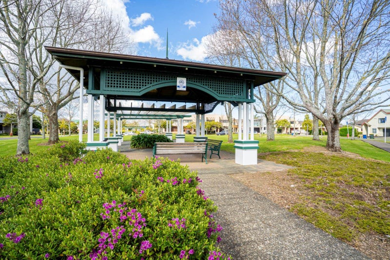 23 Rhone Avenue, Te Atatu Peninsula, Auckland - Carousel 15