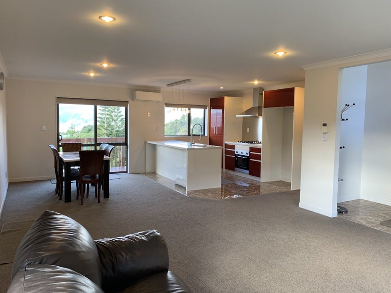 4 Park Grove, Belmont, Lower Hutt - Carousel 2