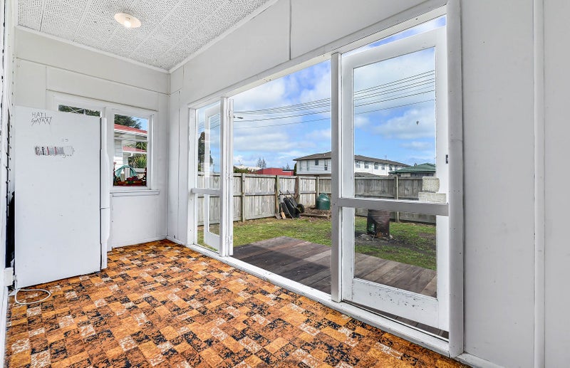 7 Blackburn Street, Frankton, Hamilton - Carousel 30