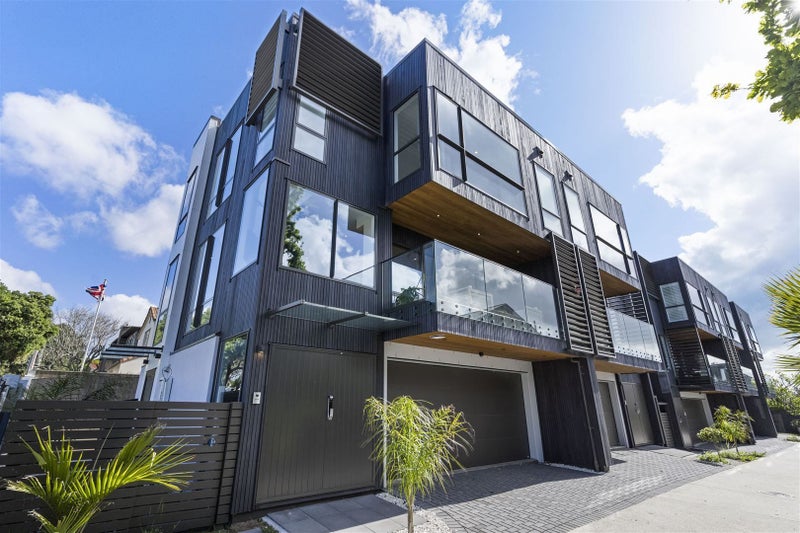 5A Pierce Road, Milford, Auckland - Carousel 1