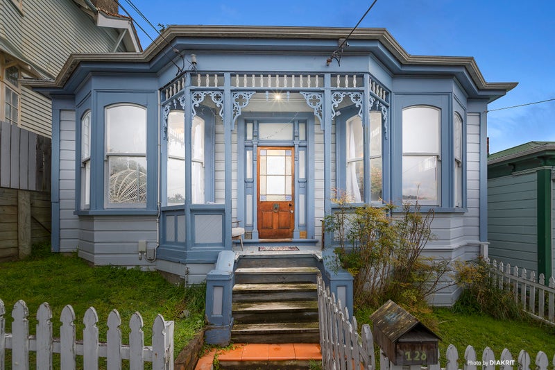 128 Tasman Street, Mount Cook, Wellington - Carousel 1