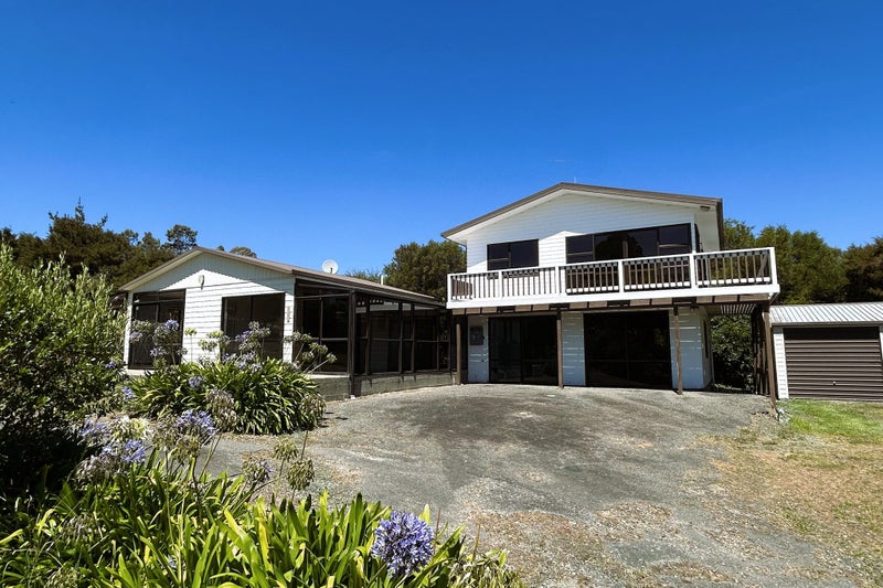 74 Lookout Road, Parapara, Collingwood - Carousel 2