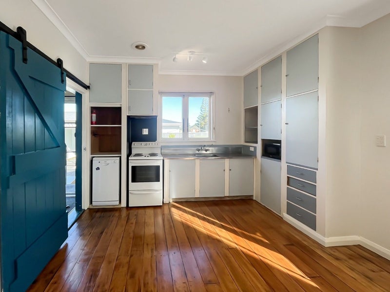 64 Manawatu Street, Hokowhitu, Palmerston North - Carousel 2