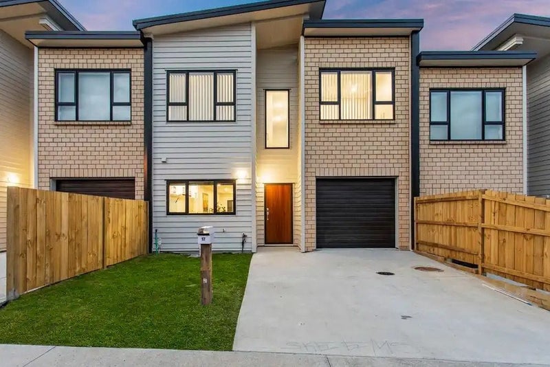 16 Millcroft Lane, Ranui, Auckland - Carousel 2