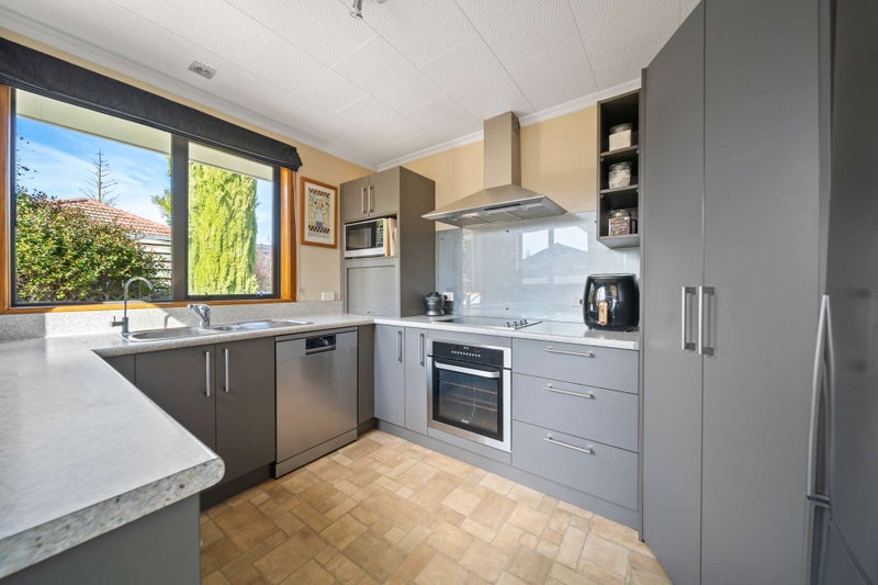 21 Old Brighton Road, Fairfield, Dunedin - Carousel 2