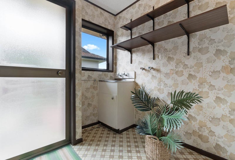 30 Gibbons Road, Weymouth, Auckland - Carousel 9