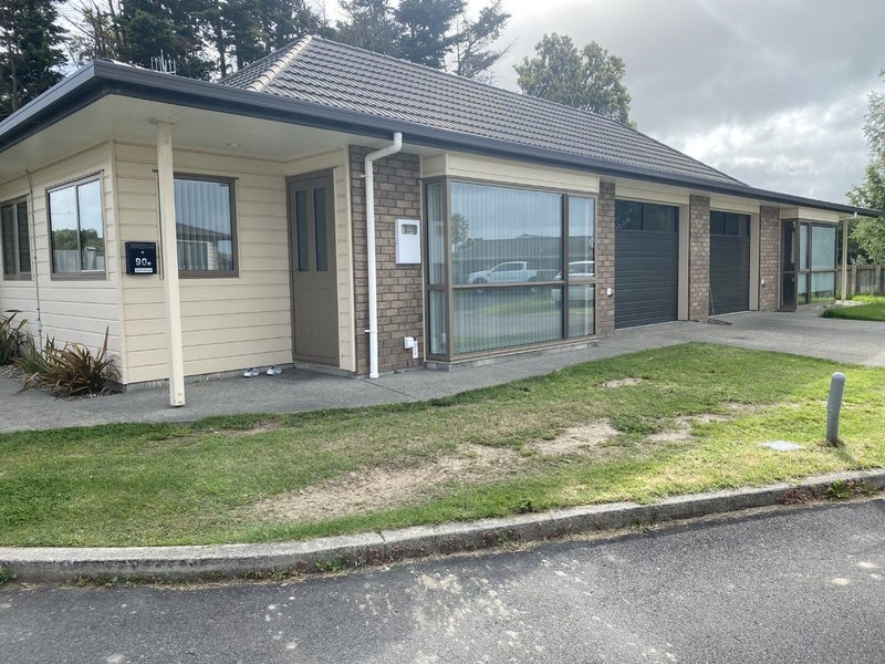 90B Mazengarb Road, Paraparaumu Beach, Paraparaumu - Carousel 1