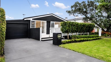 1/10 Lammermoor Drive, St Heliers, Auckland - Carousel 1