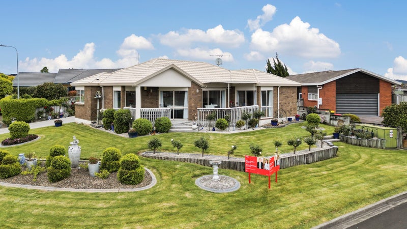 29 Hastings Place, Hamilton Lake, Hamilton - Carousel 1