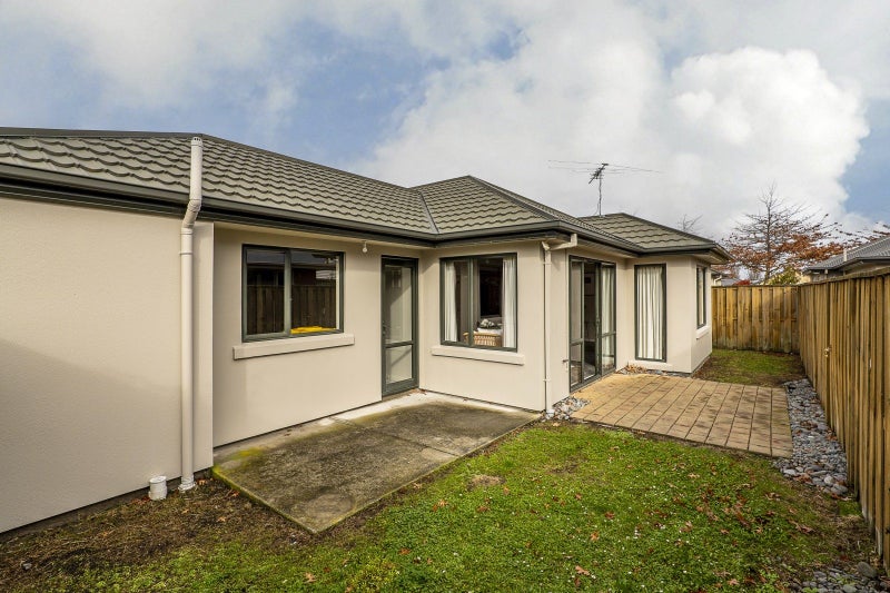 19 Beechwood Drive, Northwood, Christchurch - Carousel 16