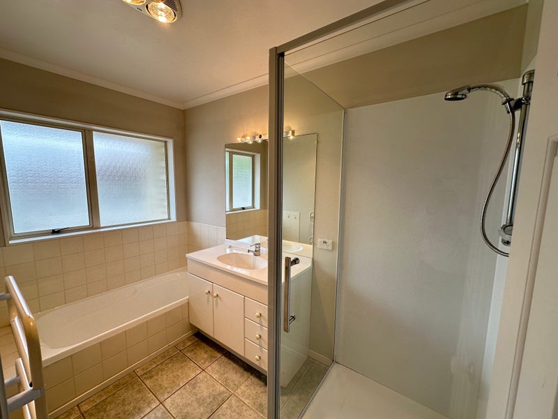 19 Glassonby Road, Northpark, Auckland - Carousel 12