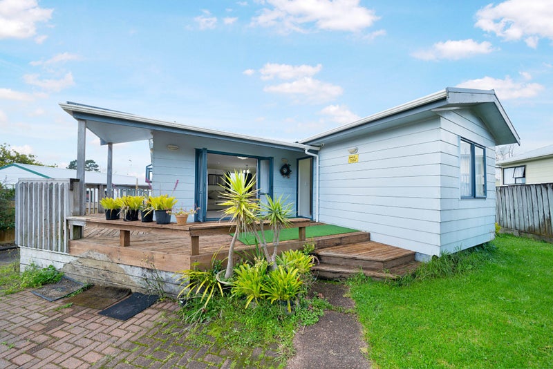 84 Chislehurst Street, Henderson, Auckland - Carousel 1