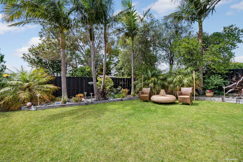 27 Kurnell Drive, Botany Downs, Auckland - Carousel 2