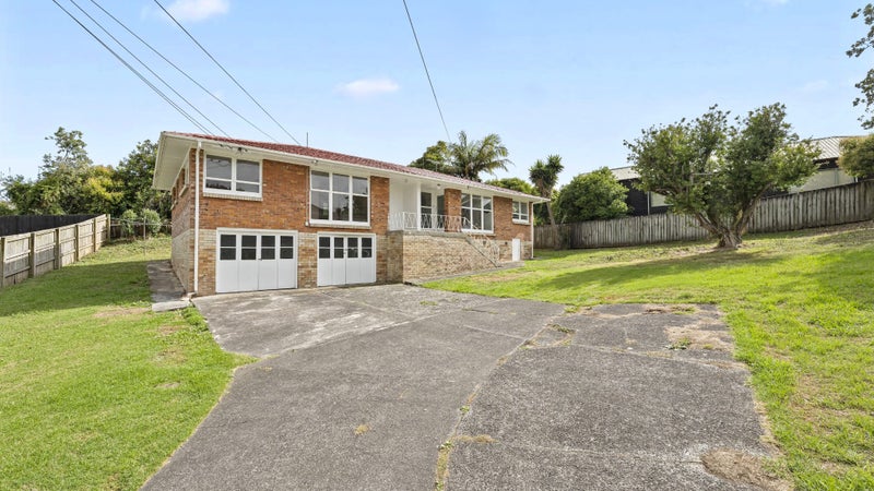 17 Laburnum Road, New Windsor, Auckland - Carousel 1