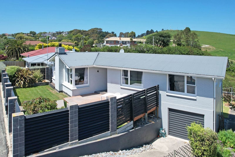 43 Tamar Street, South Hill, Oamaru - Carousel 1