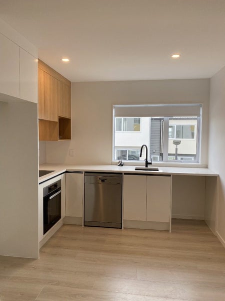 12/667 Great North Road, Grey Lynn, Auckland - Carousel 2