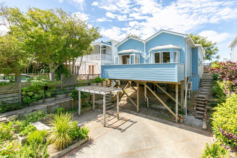 3 Ninian Street, Highbury, Wellington - Carousel 2