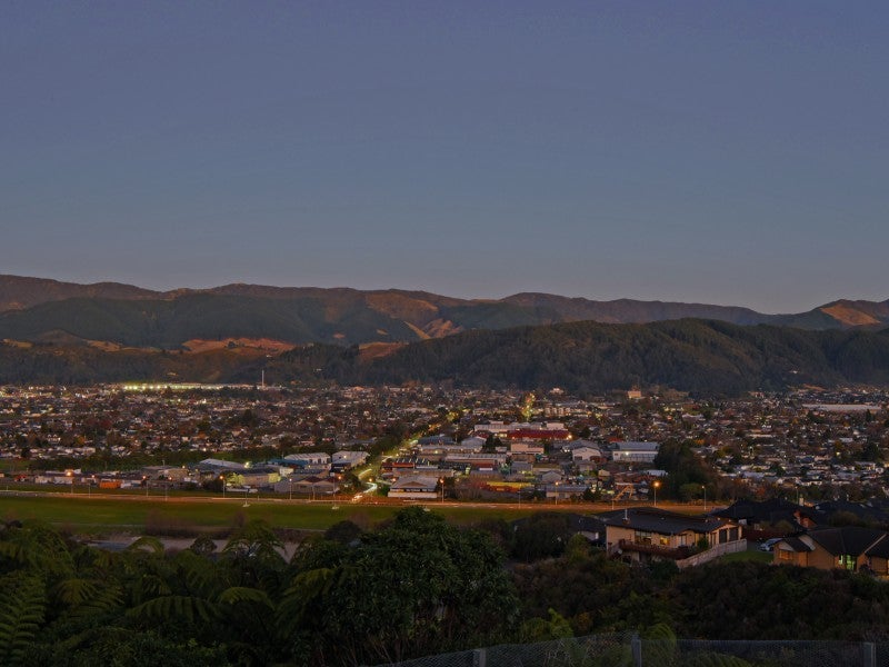 55 Percy Kinsman Crescent, Riverstone Terraces, Upper Hutt - Carousel 2