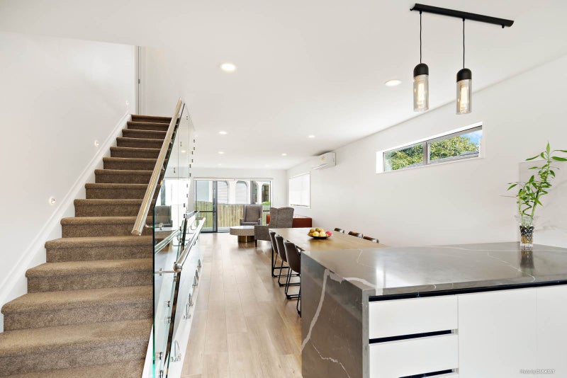 22C Thornlow Street, Glendene, Auckland - Carousel 2