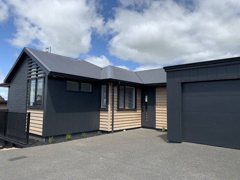 4/61 Forest Lake Road, Forest Lake, Hamilton - Carousel 1