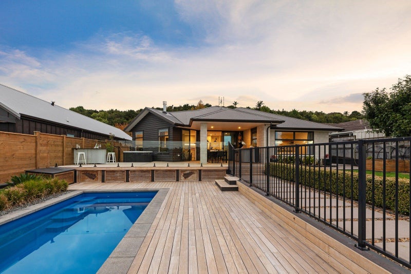 160 Lakes Boulevard, Pyes Pa, Tauranga - Carousel 1