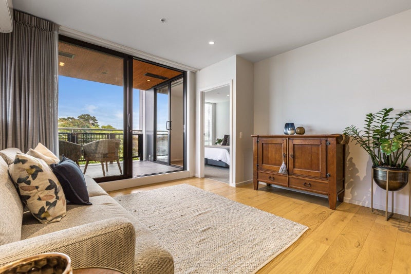 301/74 Victoria Street, Onehunga, Auckland - Carousel 2