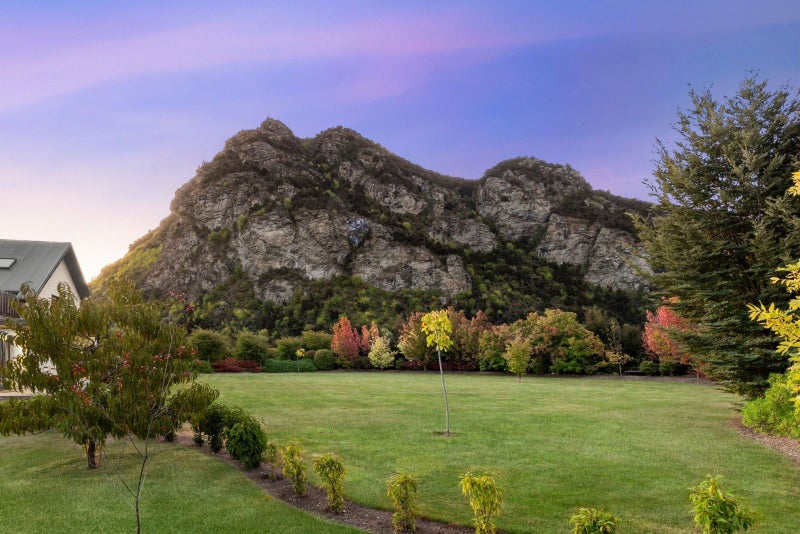 33 Old Racecourse Road, Albert Town, Wanaka - Carousel 22