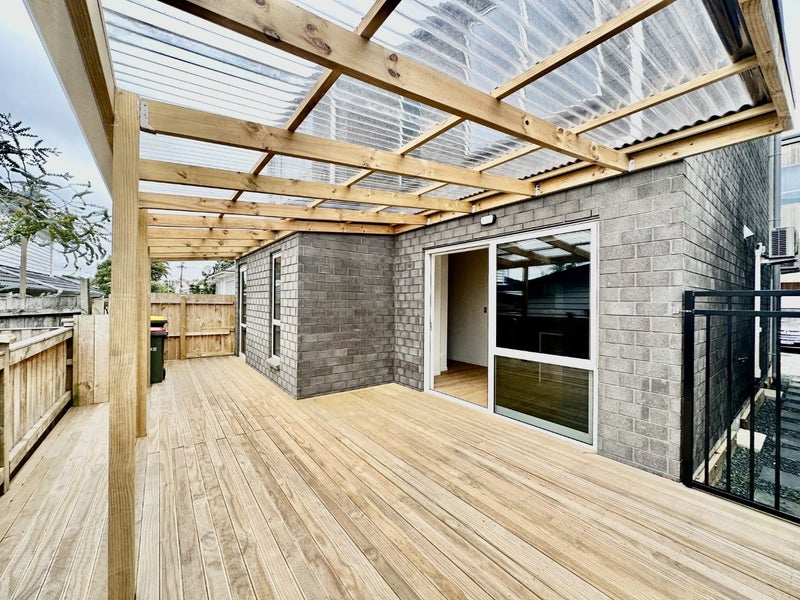 20 Haumako Place, Otahuhu, Auckland - Carousel 20