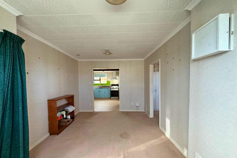 13 Thomas Place, Foxton Beach, Foxton - Carousel 2