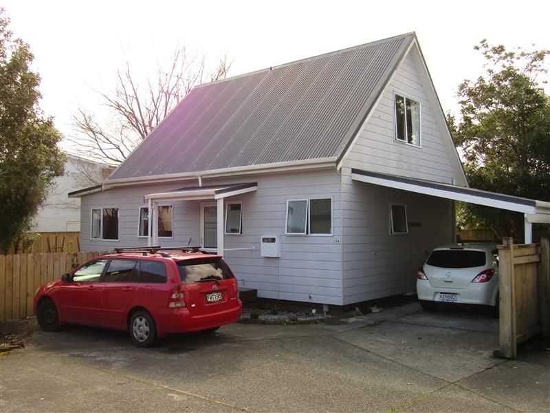 1/11 Totara Street, Eastbourne, Lower Hutt - Carousel 1