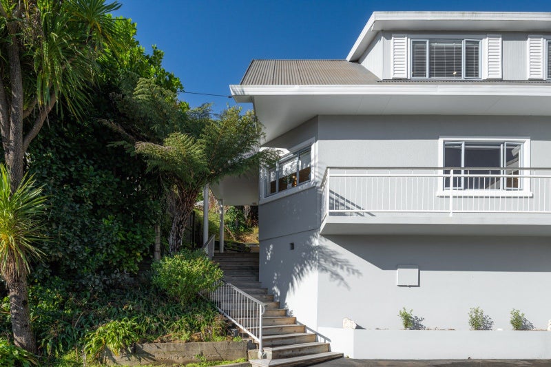 12A Broadway, Picton - Carousel 28