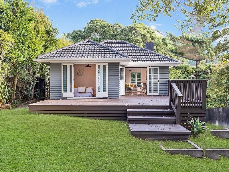 21 Croydon Road, New Lynn, Auckland - Carousel 1